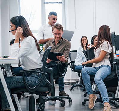 Operations-Team-Offering-the-Best-3PL-Shipping-Experience